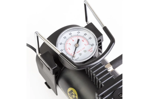 Фото компрессор воздушный carperformance, 25 л./мин., 12v/9a, 80w, 7 атм., пластиковый корпус, шланг 0,6 м., кабель питания 2,8 м., питание от прикуривате Компрессор воздушный CARPERFORMANCE, 25 л./мин., 12V/9A, 80W, 7 Атм., пластиковый корпус, шланг 0,6 м., кабель питания 2,8 м., питание от прикуривате