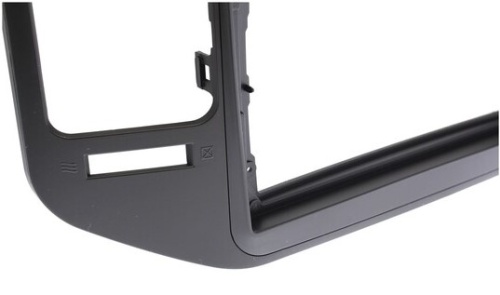 Рамка для установки в Mitsubishi Pajero (1999-2006)