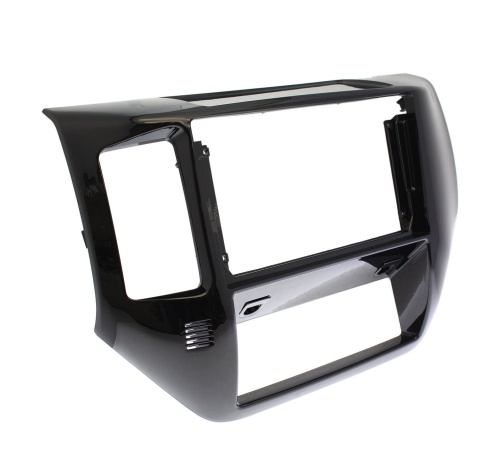 Рамка для установки в Nissan Patrol 2004 - 2010 MFB дисплея