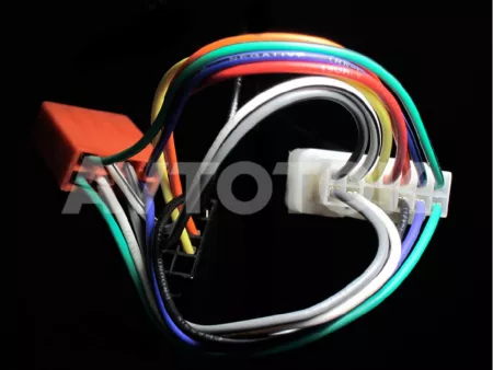 ISO-коннектор для Suzuki с 1996 г. по 2003 г.