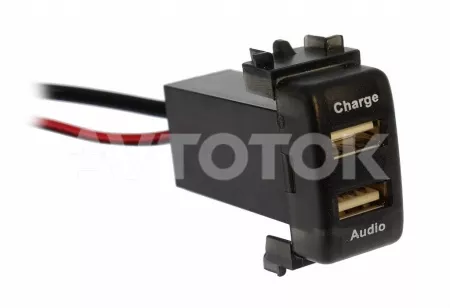 USB разъем в штатную заглушку для Nissan (USB зардка+ Аудио)
