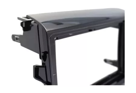 Рамка для установки в Toyota Land Cruiser 200 (2015 +) MFB дисплея