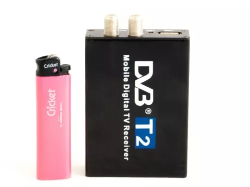 Цифровой DVB-T2 тюнер с двумя активными (усиливающими) антеннами AVS7005DVB