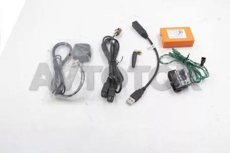 Штатная магнитола Tesla Toyota Land Cruiser 200 (2016-2018) CF-3135N