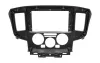 Рамка для установки в Nissan NV200 2009+ MFB дисплея