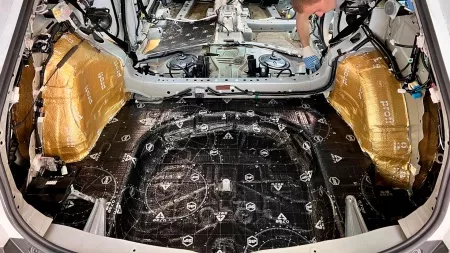 StP Aero Plus (0.75 x 0.47) вибропоглощающий материал