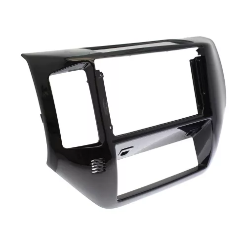 Рамка для установки в Nissan Patrol 2004 - 2010 MFB дисплея левый руль