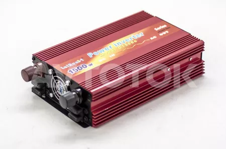 Инвертор напряжения 12-220V Power Inverter 1500W